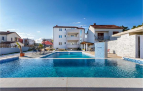 Awesome home in Pula with Outdoor swimming pool and 8 Bedrooms